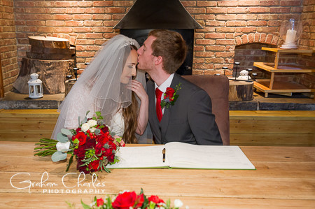 Chevin-Country-Park-Hotel-0018 
 Chevin Lodge Hotel Wedding Photographer
